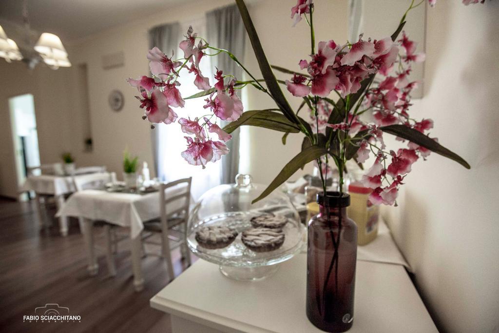 Ciuri Ciuri B&B Palermo Eksteriør bilde